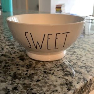 Rae Dunn bowl